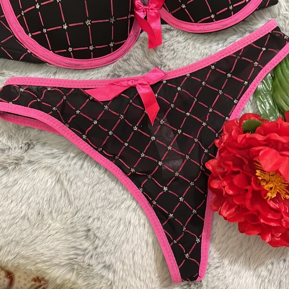 Pink/Black Bra Set - Picture 8 of 16